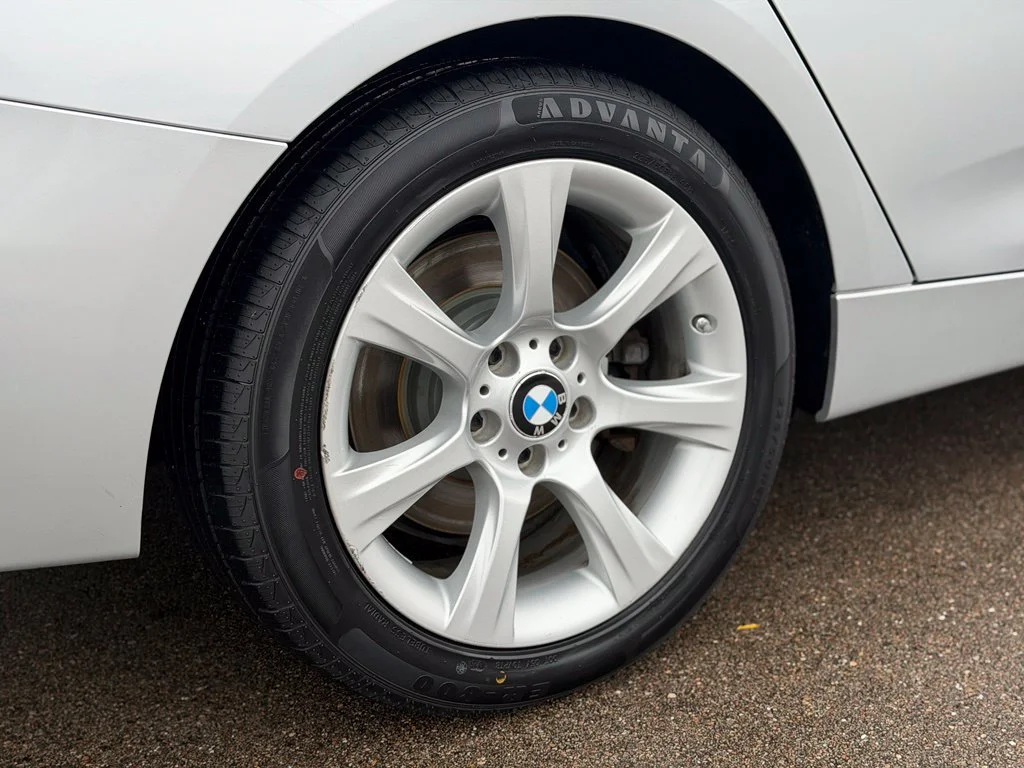 Used 2015 Silver BMW 335i xDrive Gran Turismo image 26