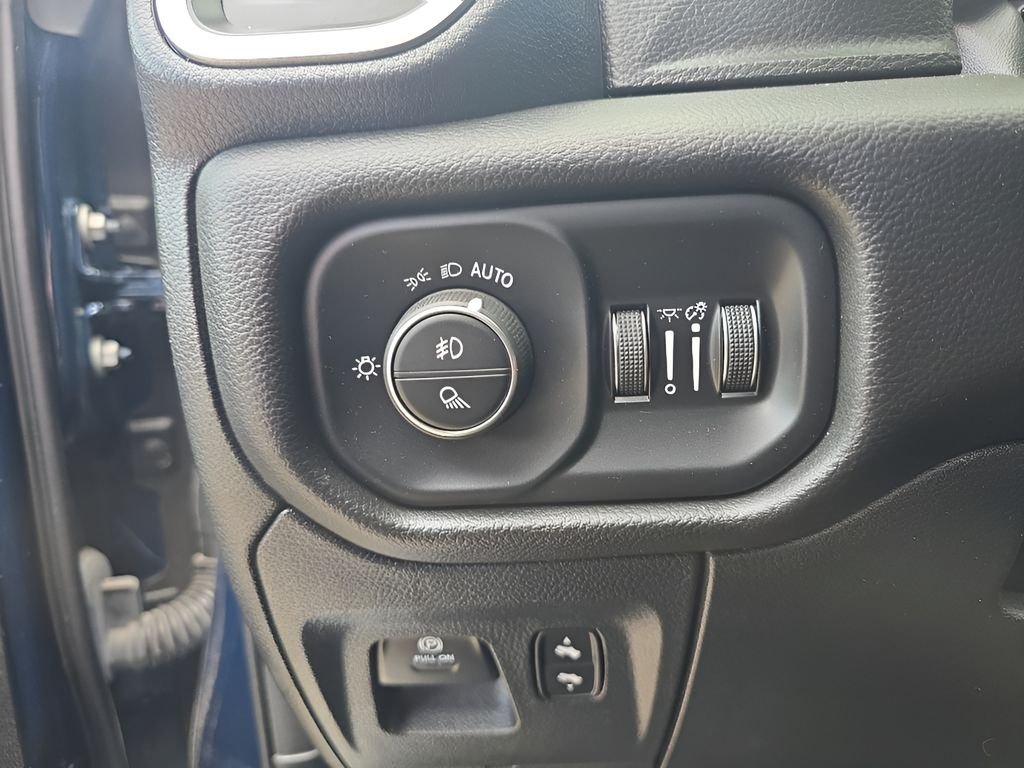 Used 2023 Blue Ram Laramie image 33