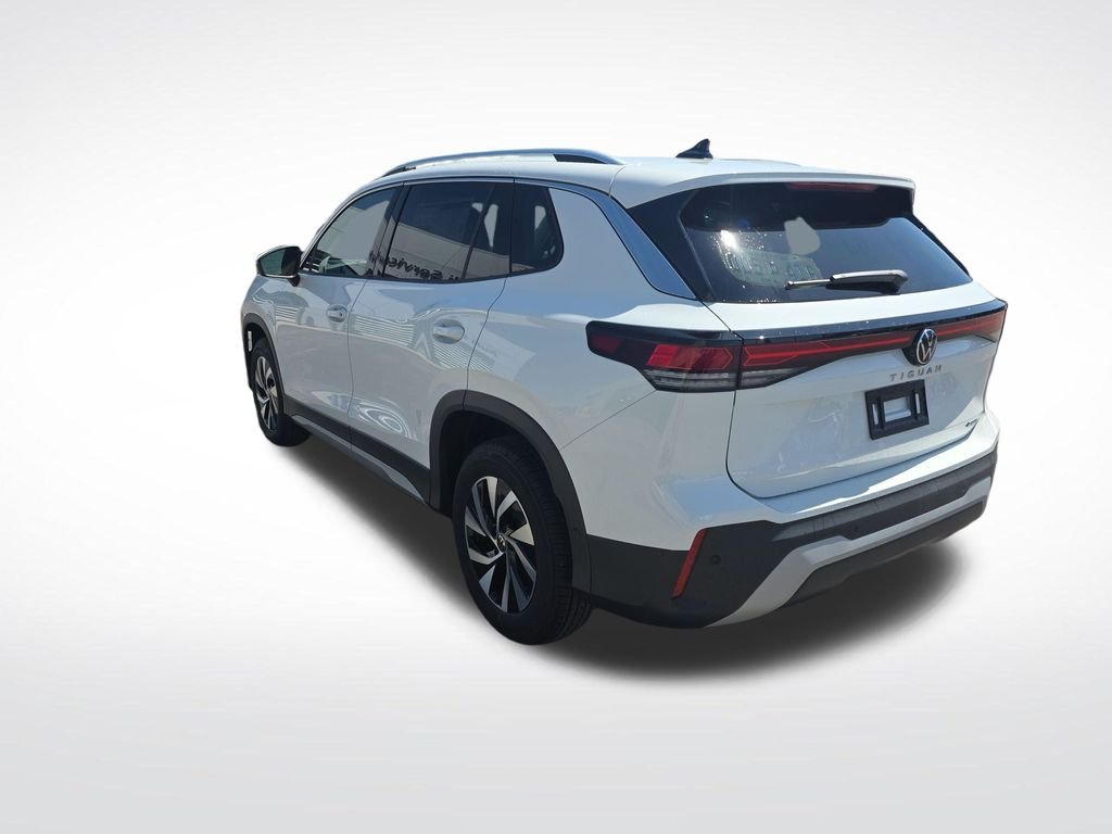 New 2026 White/off-white Volkswagen 2.0T S image 3