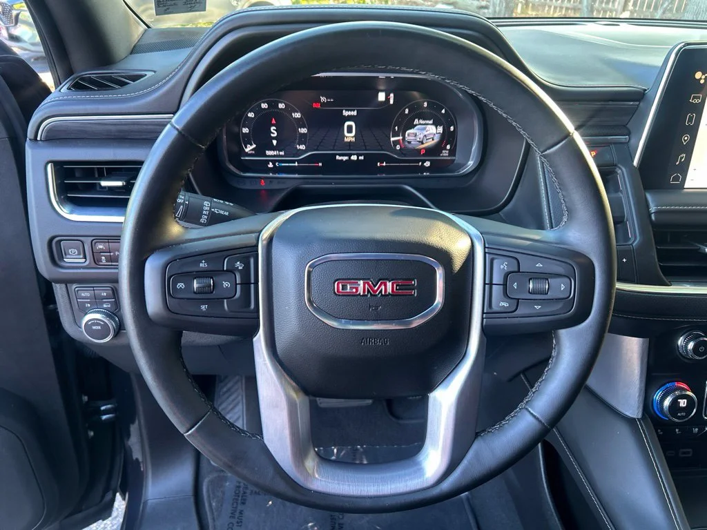 Used 2023 Silver GMC SLT image 16