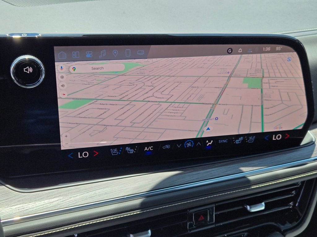 2025 Chevrolet Suburban Premier - Photo 11