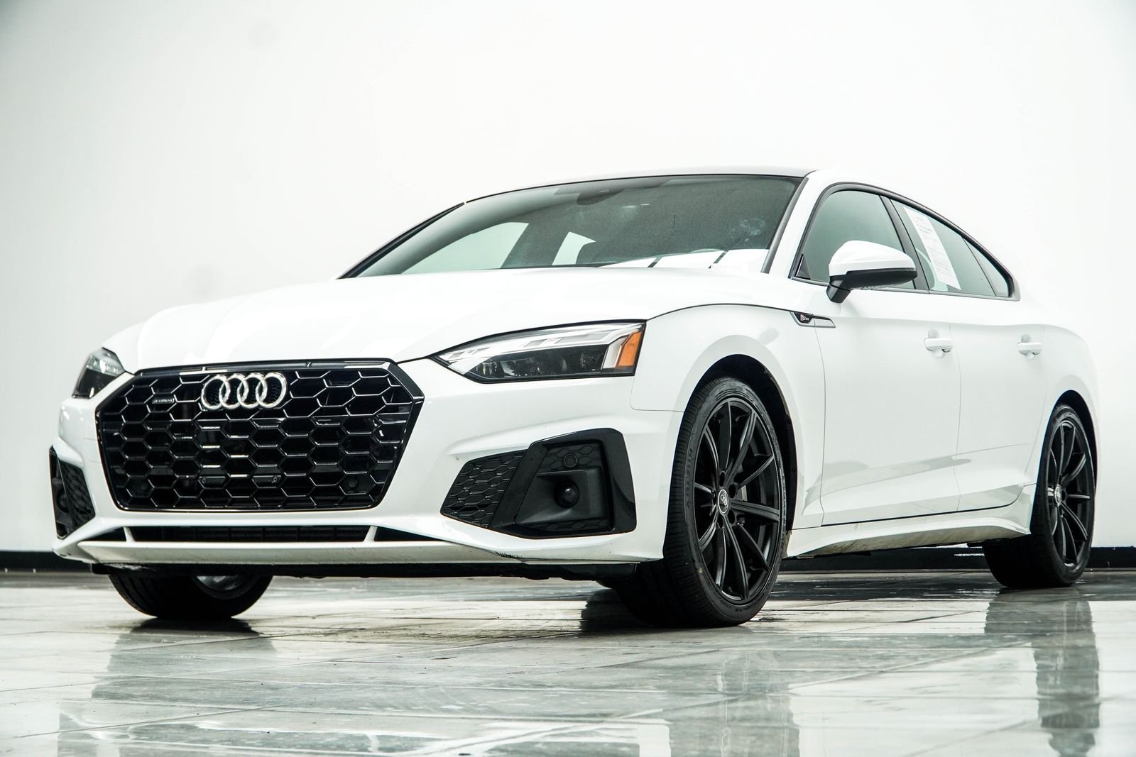 Used 2025 White Audi 45 S line Premium Plus image 11