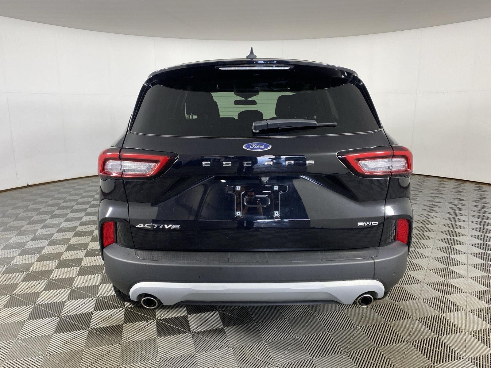 Used 2023 Agate Black Ford Active image 9