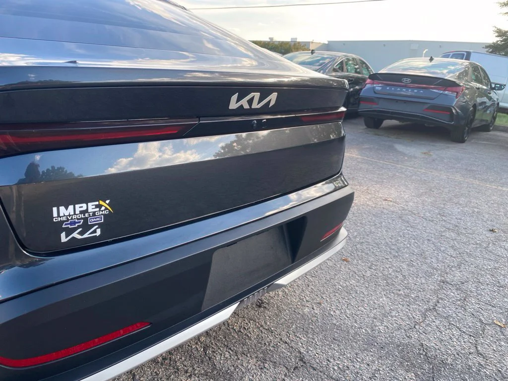 Used 2025 Gray Kia LXS image 31