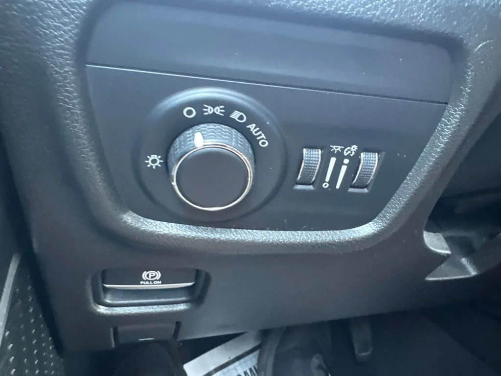 Certified Used 2021 Black Jeep Laredo image 28