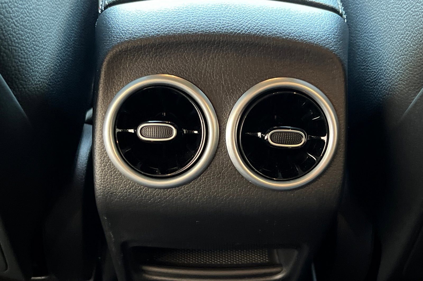 Used 2025 Cosmos Black Metallic Mercedes-Benz 250 image 17