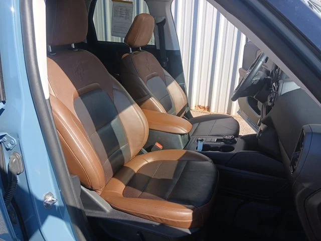 Used 2022 Blue Ford Badlands image 40