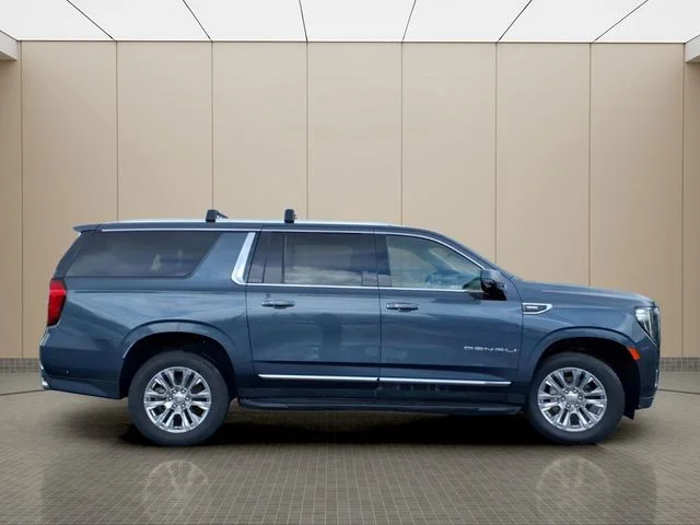 Used 2021 Blue GMC Denali image 5