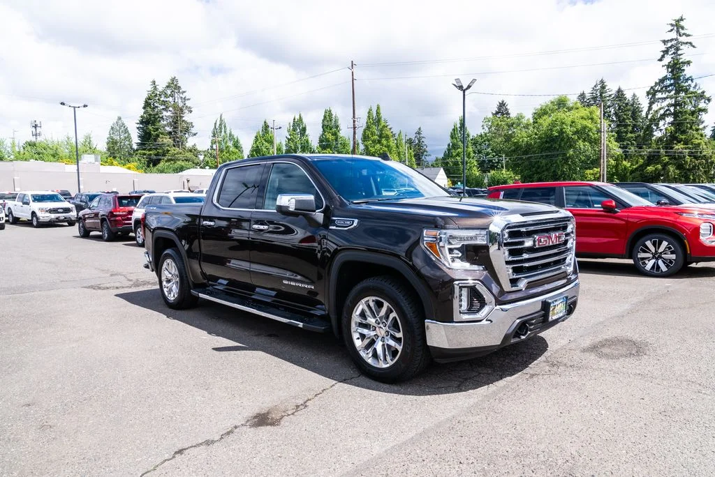 Used 2019 Brown GMC SLT image 25