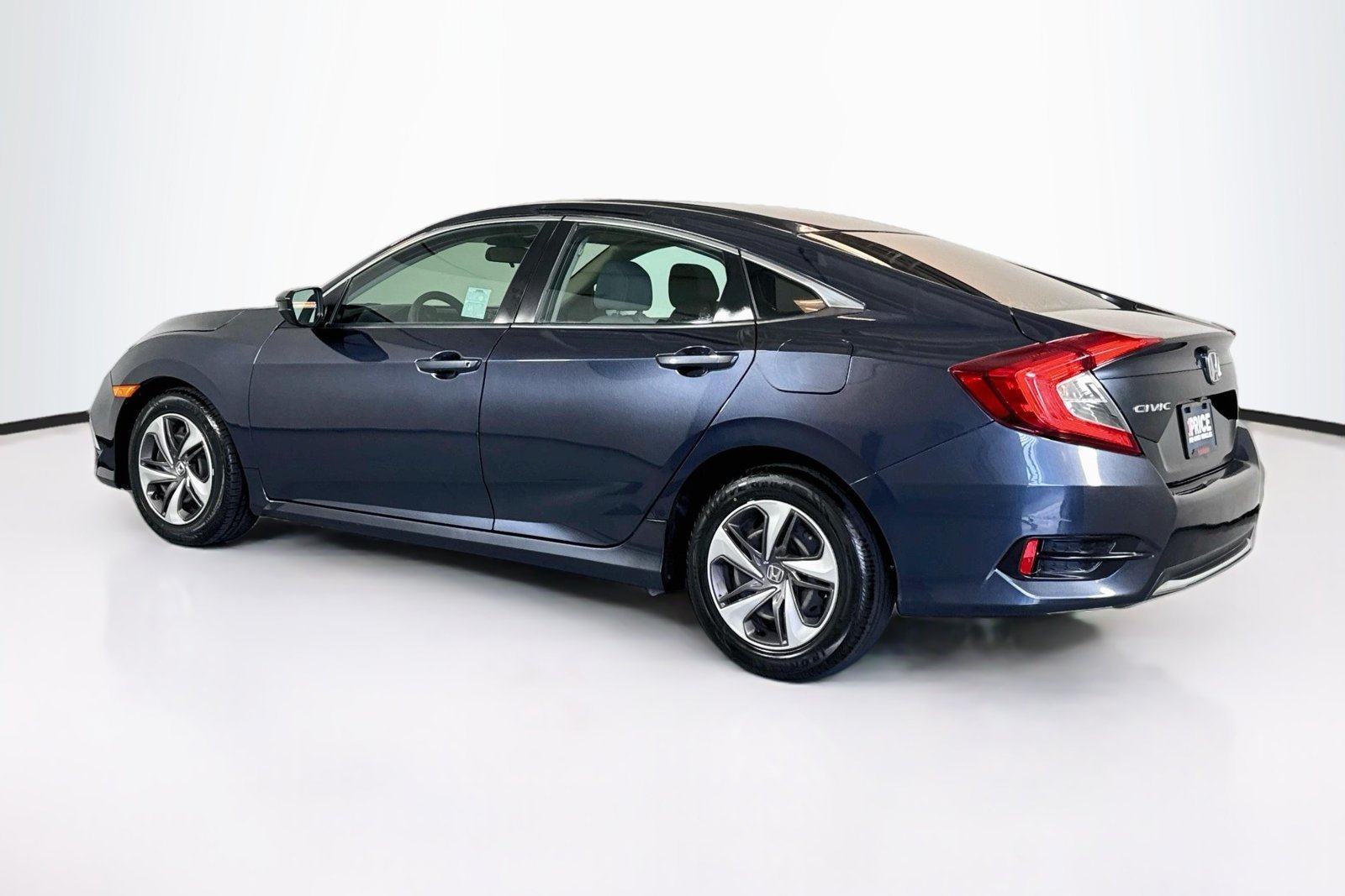 Used 2020 Modern Steel Metallic Honda LX image 7