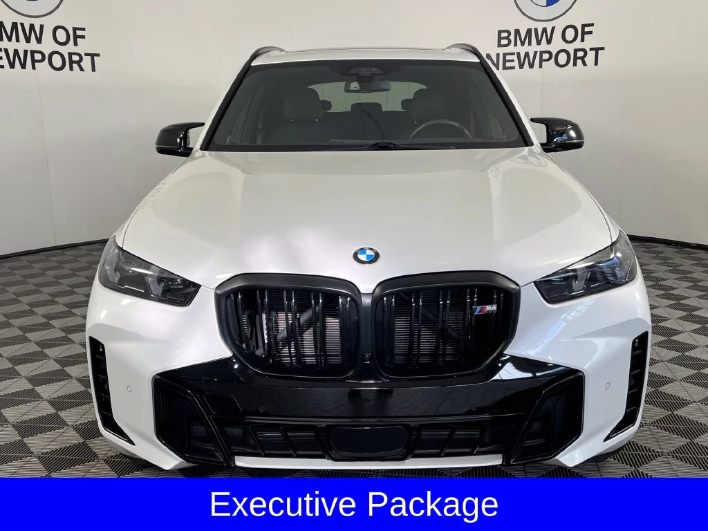 Certified Used 2025 White Metallic BMW M60i image 7