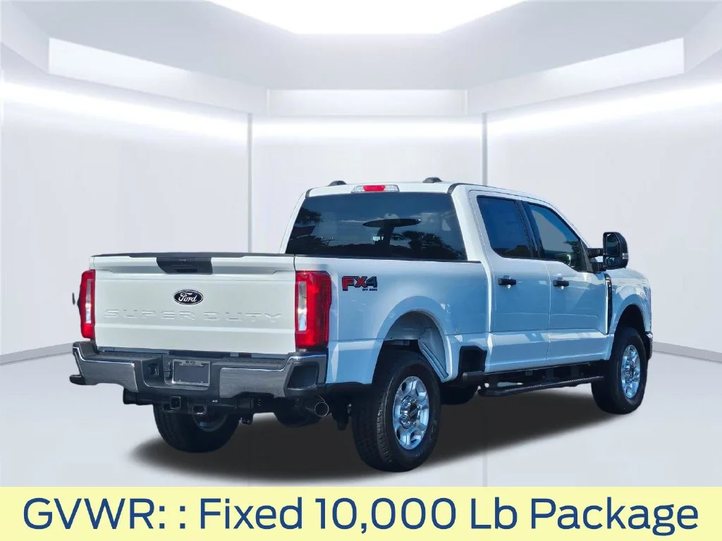 New 2027 Oxford White Ford F-250® XLT image 21