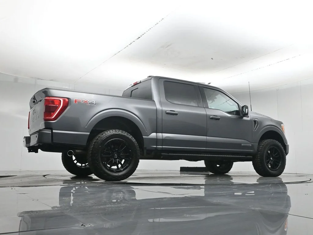 Used 2023 Gray Ford XLT image 51