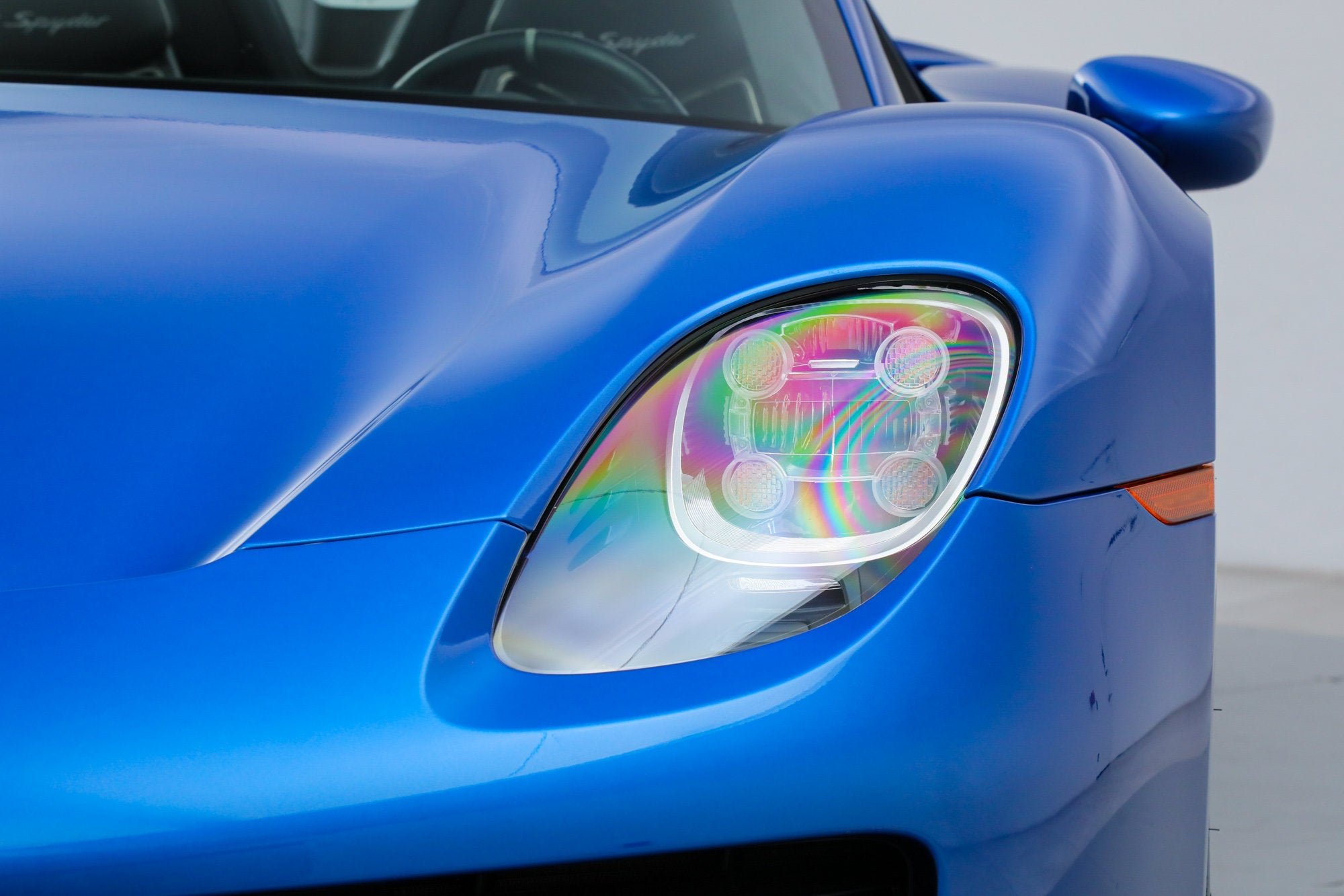 Used 2015 Blue Porsche  image 12