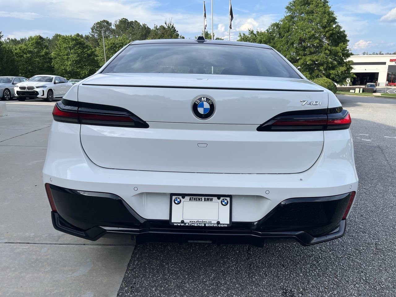 Certified Used 2025 Alpine White BMW 740i image 7