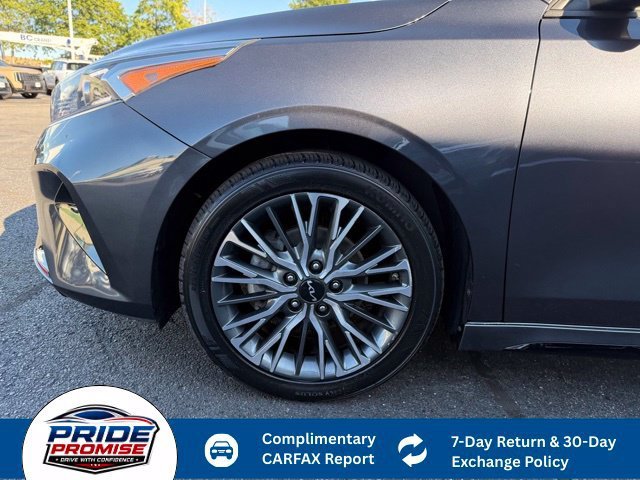 Used 2024 Gray Kia GT-Line image 12