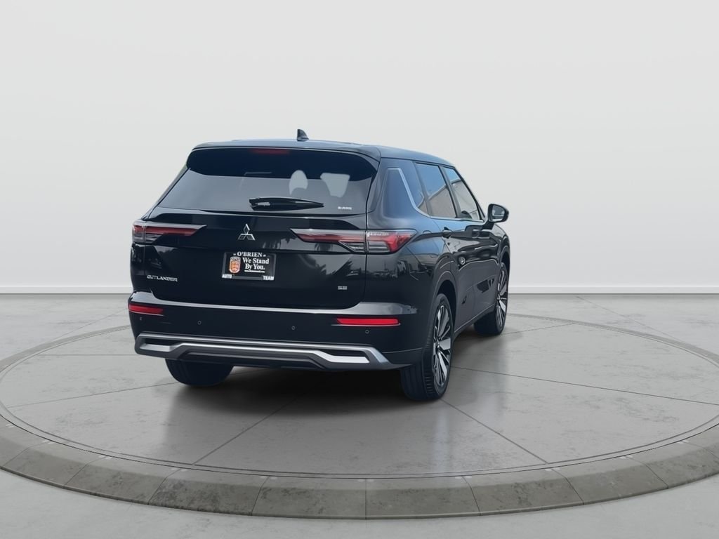 New 2026 BLK DIAMOND Mitsubishi SE image 6
