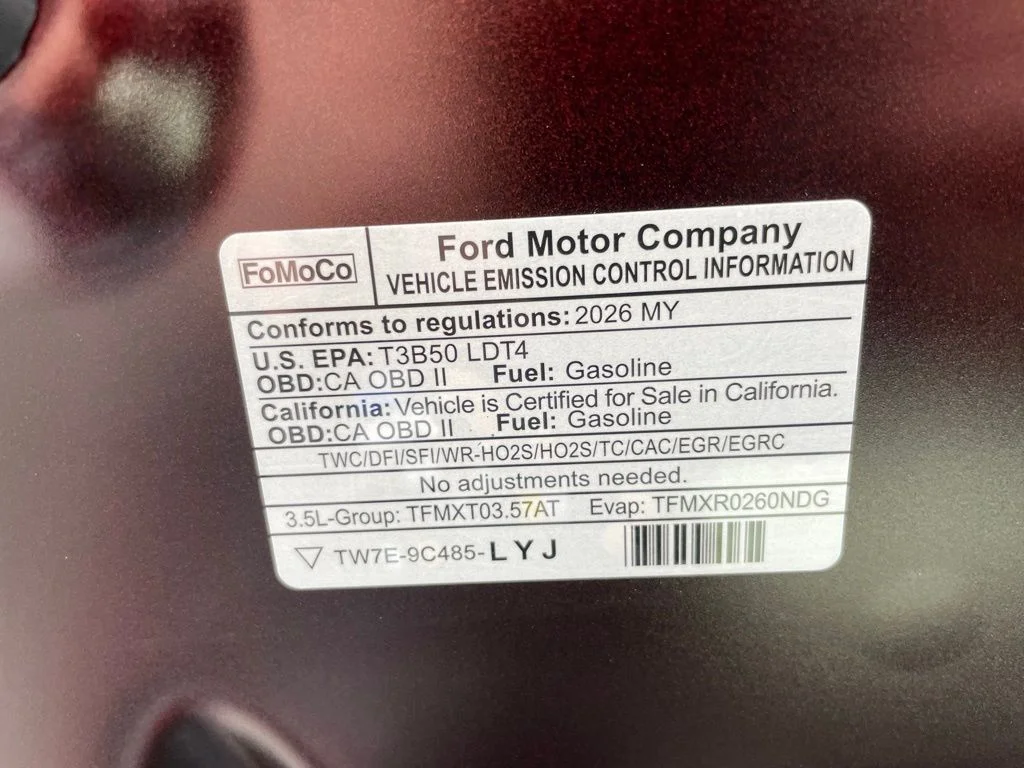 New 2026 Ruby Red Metallic Tinted Clearcoat Ford XLT image 45
