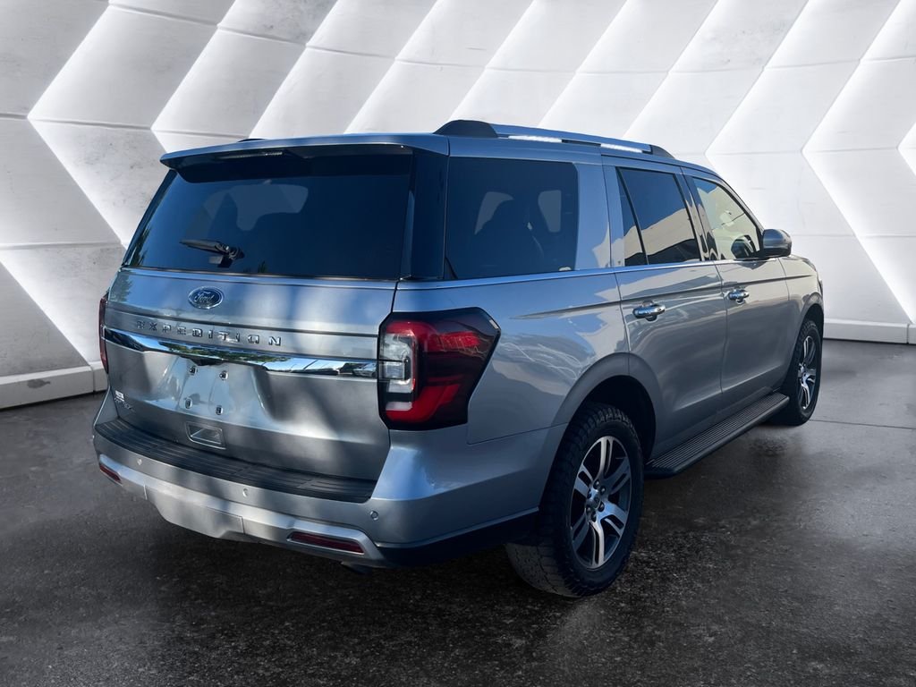 Used 2024 Silver Ford Limited image 4