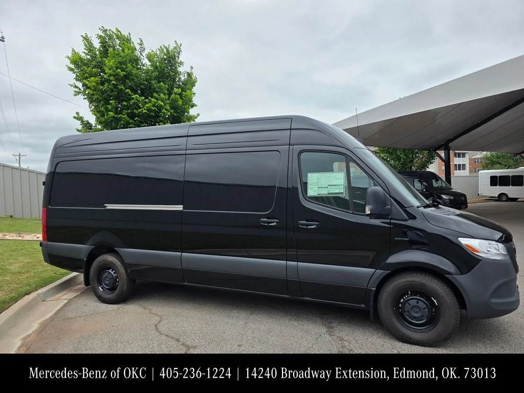 Used 2024 Black Mercedes-Benz Cargo 170 WB image 3