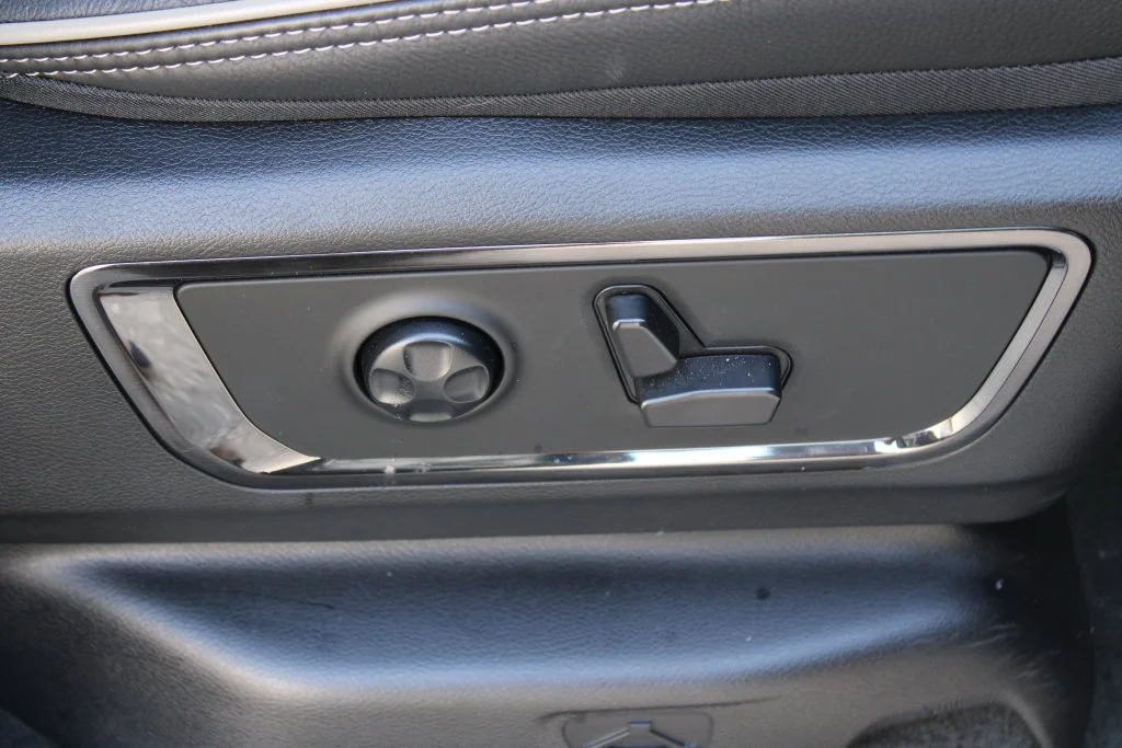 Used 2024 Black Ram Limited image 11