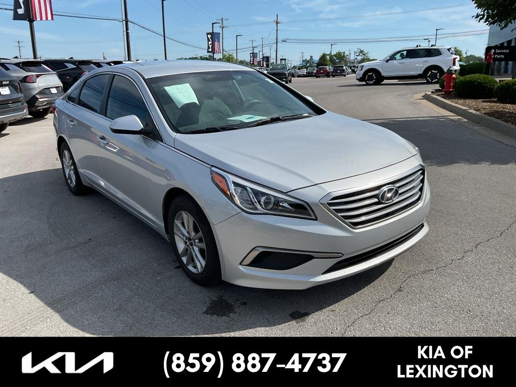 Used 2017 Symphony Silver Hyundai 2.4L image 1