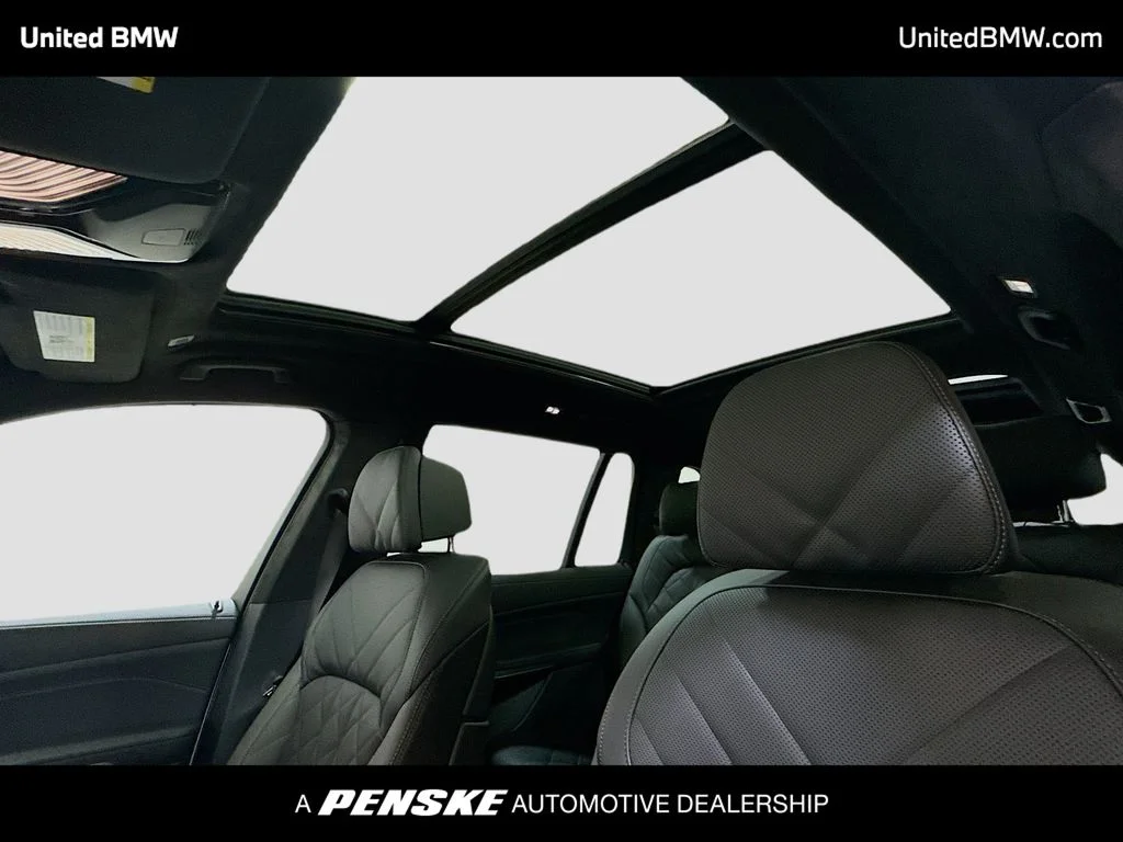 2026 BMW X7 40i - Photo 12