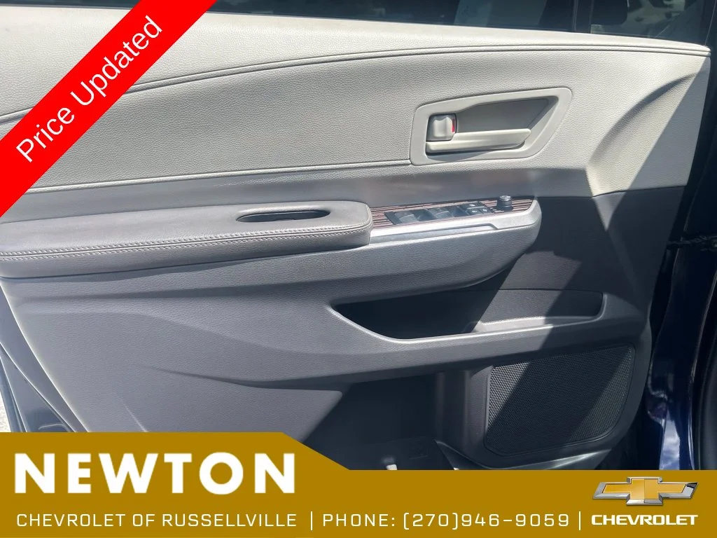 Used 2022 Gray Toyota LE image 8