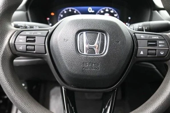 Used 2025 Black Honda LX image 9