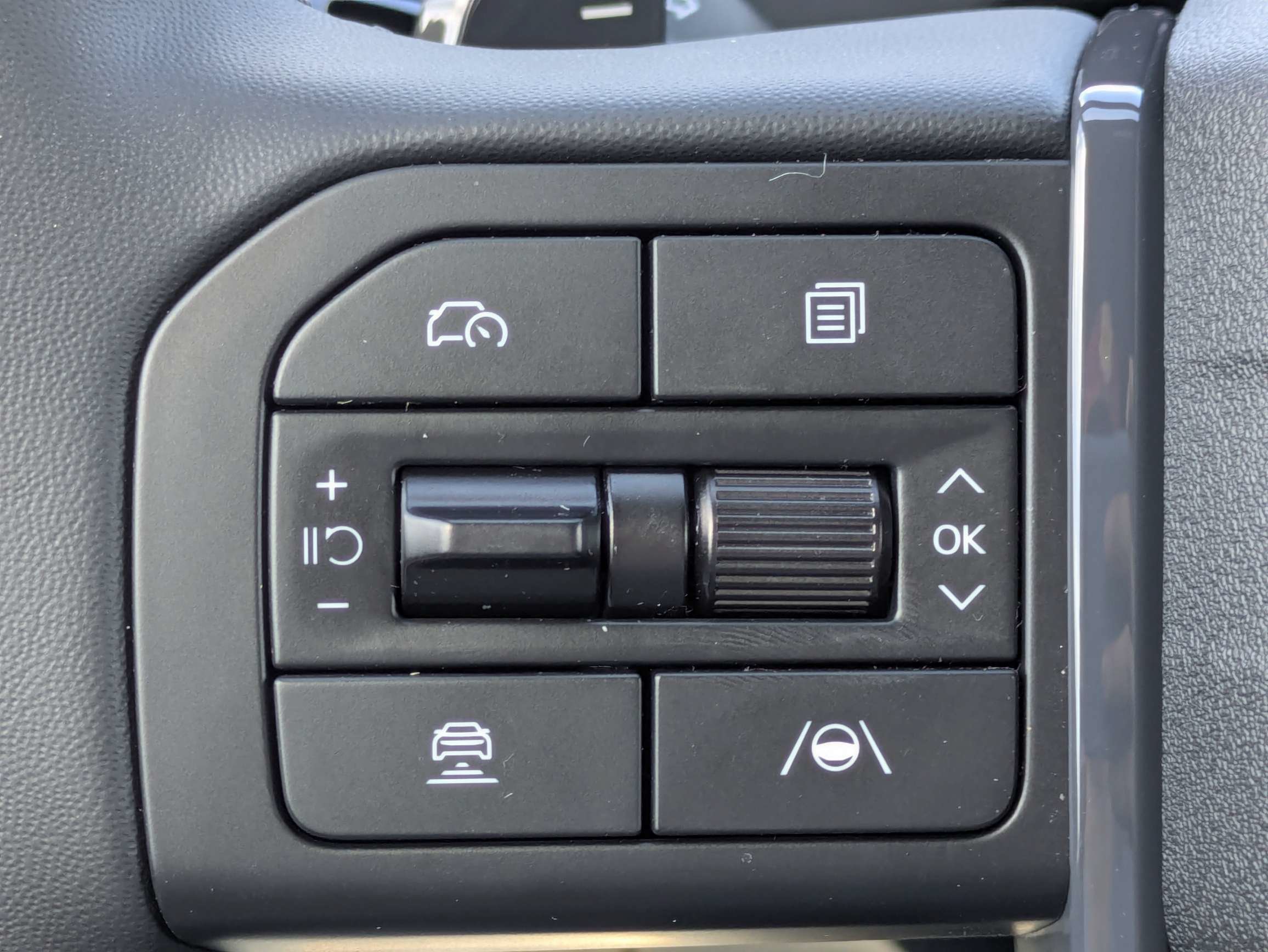 New 2027 Terrain Brown Kia X-Line EX image 33