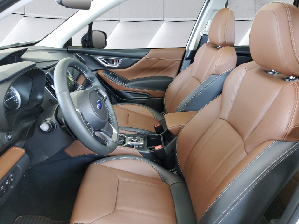 Used 2024 White Subaru Touring image 7