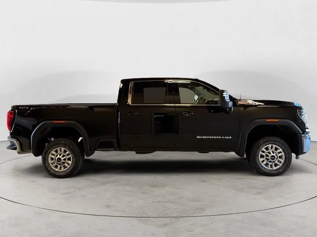 New 2026 Onyx Black GMC SLE image 7