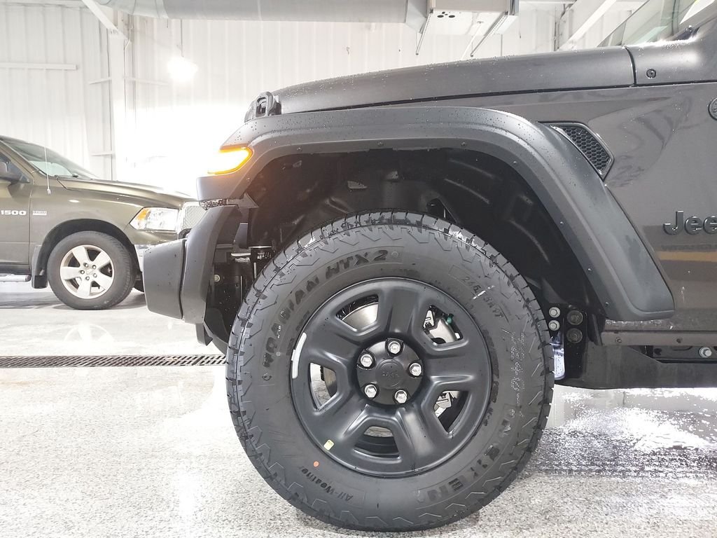 New 2026 Granite Crystal Metallic Clear-Coat Exterior Paint Jeep Sport image 16