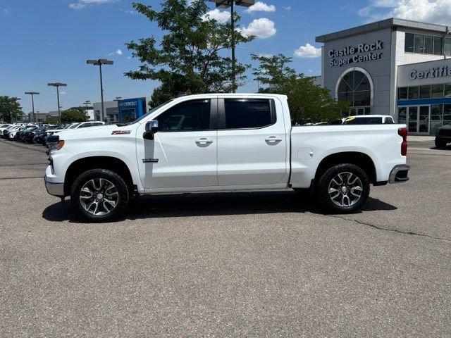 Used 2022 Summit White Chevrolet LT image 2