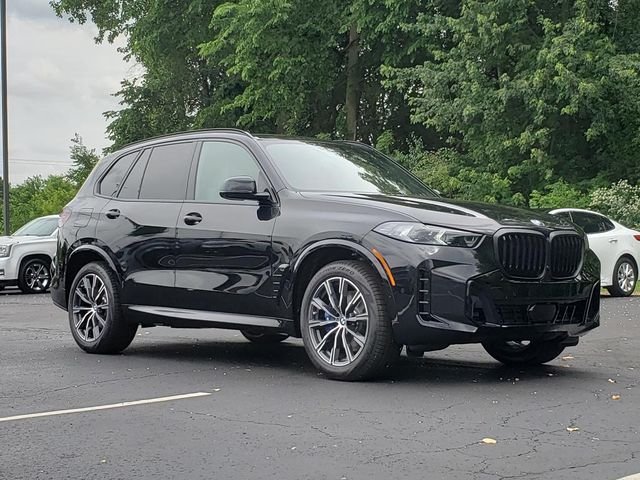 New 2026 Black Sapphire Metallic BMW xDrive40i image 9