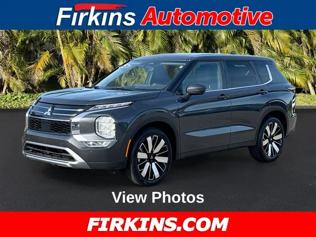 2025 Mitsubishi Outlander SE 2WD's photo