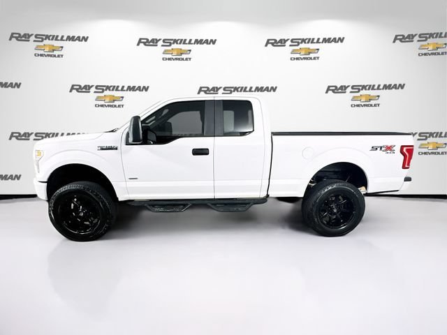 Used 2017 White Ford XL image 4