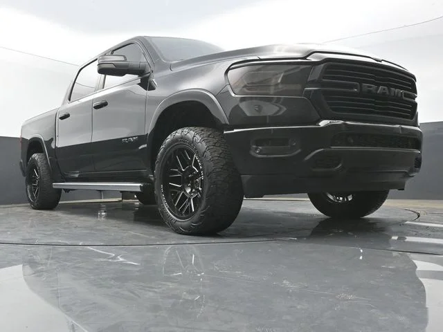 2020 RAM 1500 Laramie 4x4 Crew Cab 5'7's photo