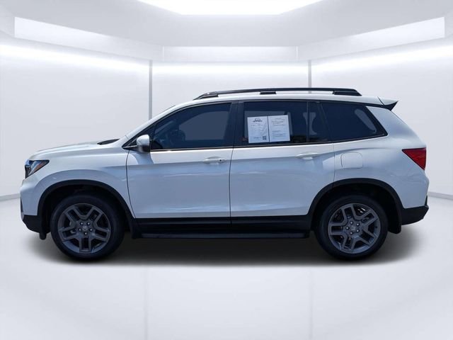 Used 2023 White Honda EX-L image 6