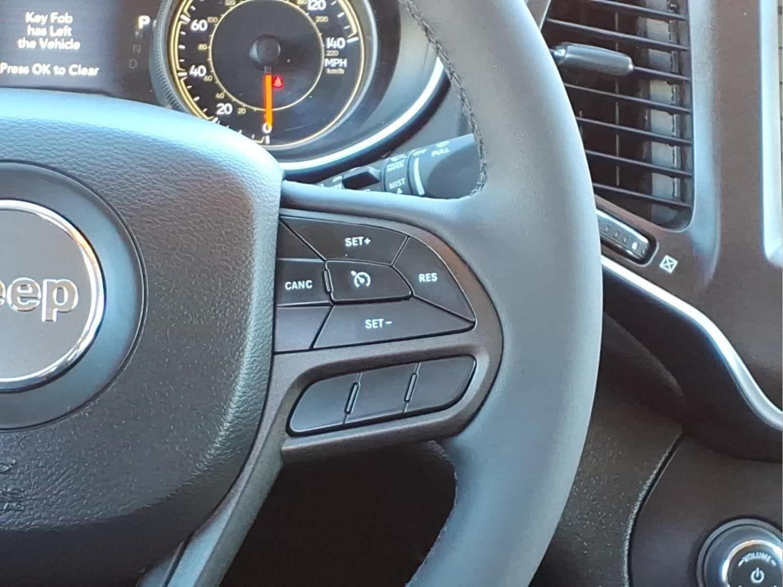 Used 2022 Bright White Clearcoat Jeep Trailhawk image 22