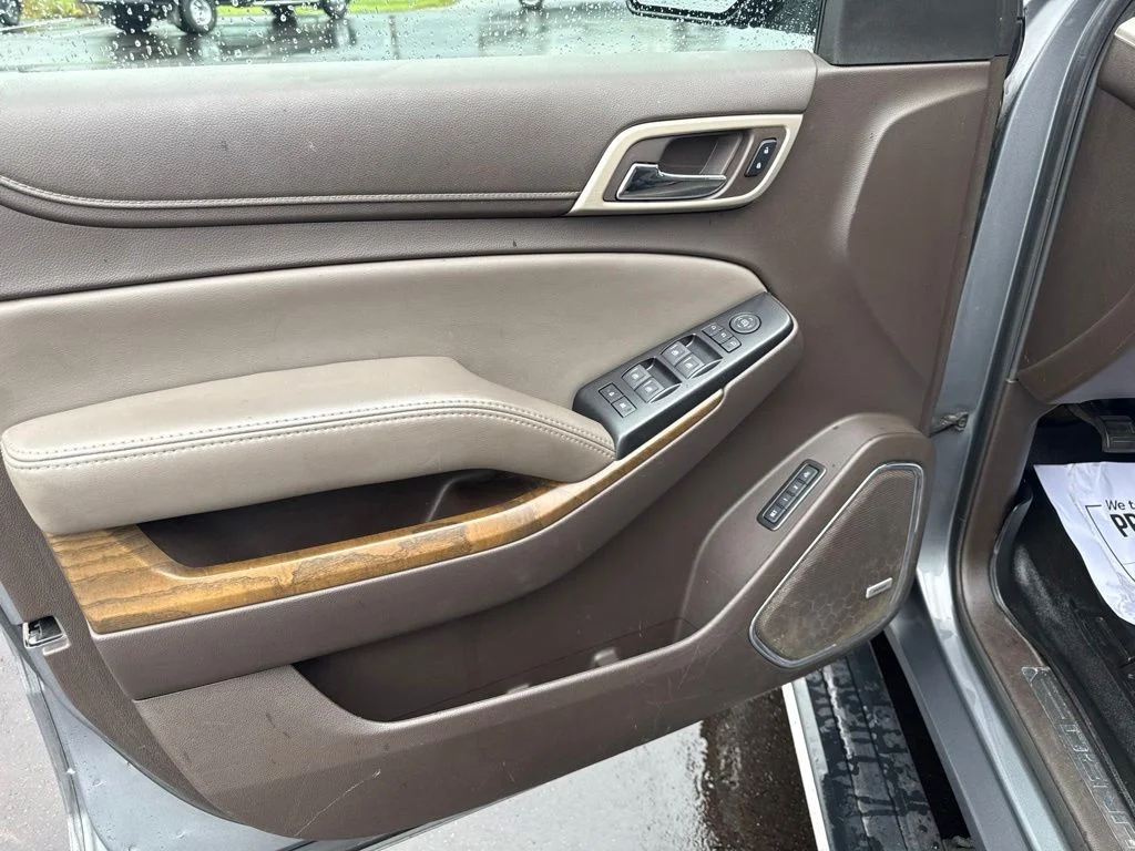 Used 2018 Gray GMC Denali image 22