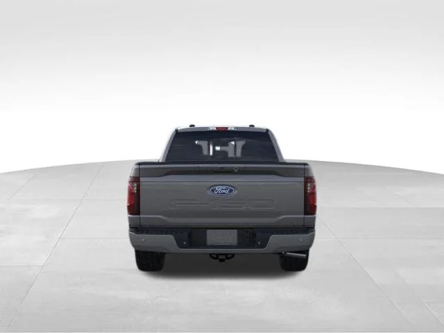 New 2026 Carbonized Gray Metallic Ford XLT image 27
