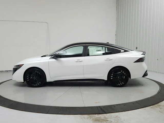 New 2026 White Nissan SR image 4