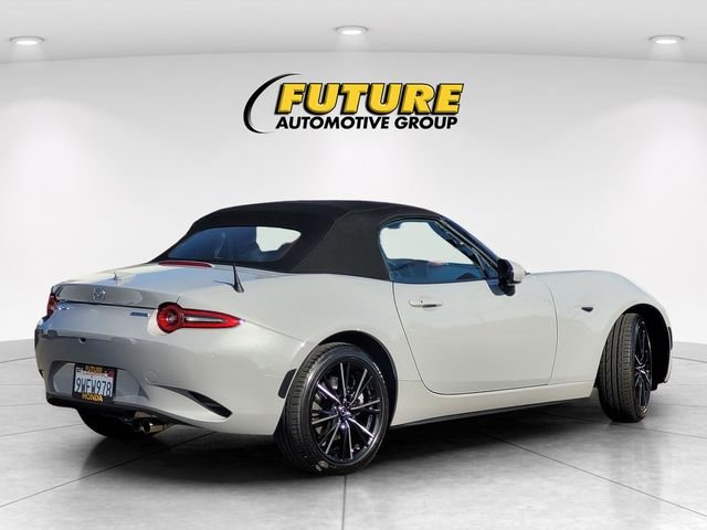 Used 2025 Gray Mazda Grand Touring image 4