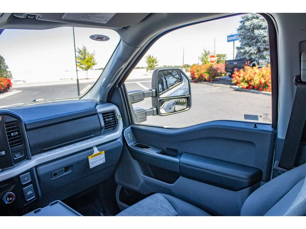 New 2026 OXFORD WHITE Ford XLT image 20