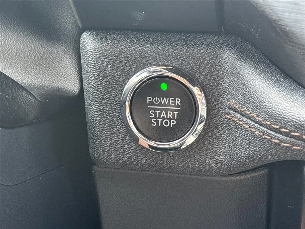 Used 2023 Black Ford Lariat image 34