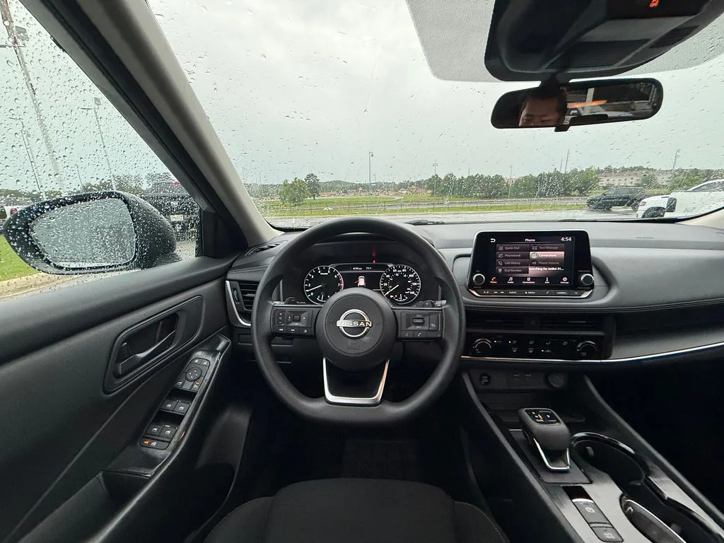 Used 2024 Silver Nissan S image 16