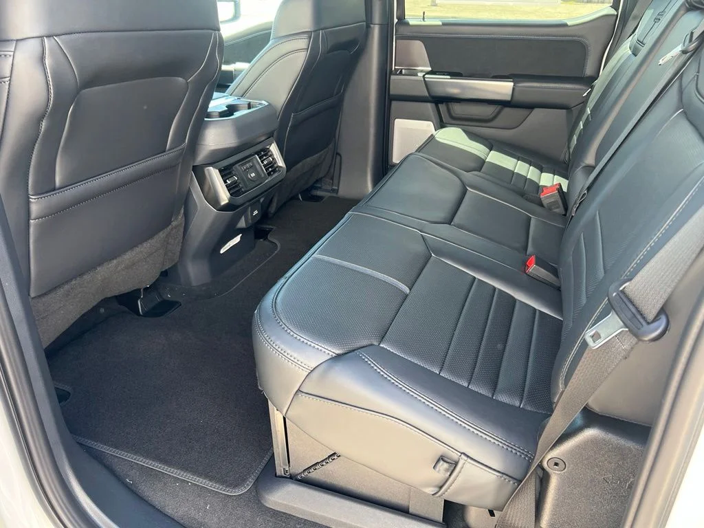 New 2026 Star White Metallic Tri-Coat Ford F-250® Platinum® image 21