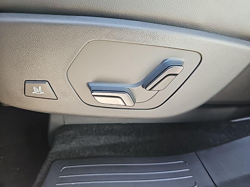 2026 Hyundai Santa Fe Limited - Photo 35