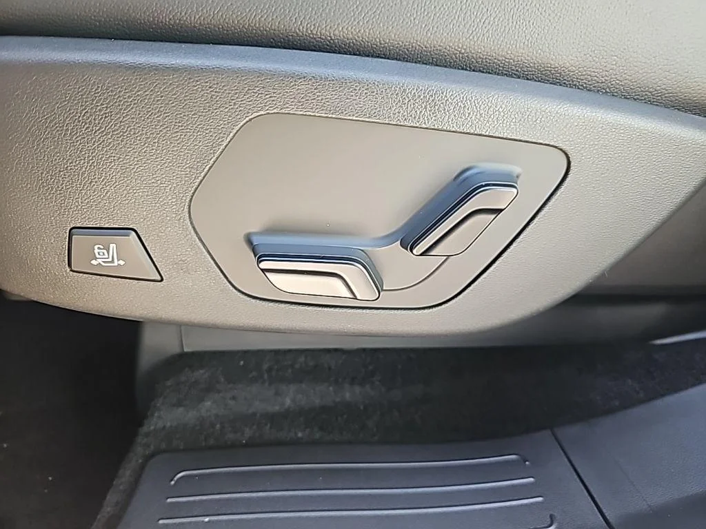 2026 Hyundai Santa Fe Limited - Photo 35
